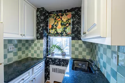 60 Knolls Crescent #4-H, New York City, NY 10463 - Photo 8