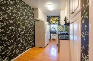 60 Knolls Crescent, Bronx, NY 10463 - Photo 10