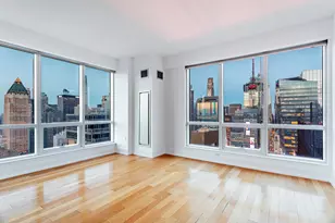 350 W 42nd St, New York City, NY 10036 - Photo 4
