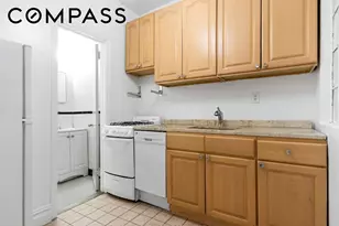 215 E 88th St, New York City, NY 10128 - Photo 8