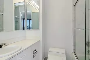330 E 38th St, New York City, NY 10016 - Photo 6
