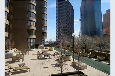 330 E 38th Street #47C, New York City, NY 10016 - Photo 20