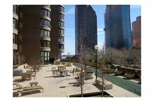 330 E 38th St, New York City, NY 10016 - Photo 20