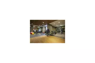330 E 38th St, New York City, NY 10016 - Photo 32
