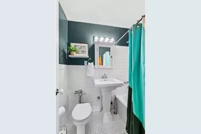 400 E 17th Street #201, Brooklyn, NY 11226 - Photo 20