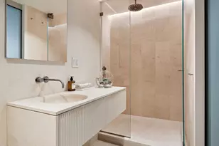 125 E 12th St, New York City, NY 10003 - Photo 8