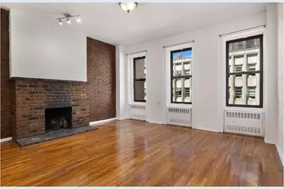 314 W 52nd Street, New York City, NY 10019 - Photo 2