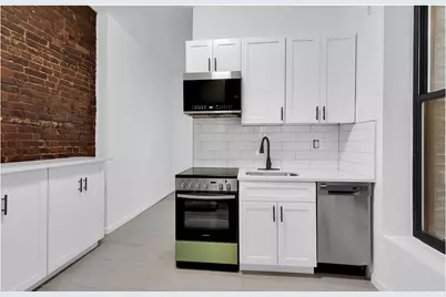 314 W 52nd Street, New York City, NY 10019 - Photo 6