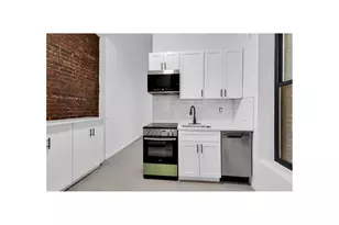 314 W 52nd St, New York City, NY 10019 - Photo 6