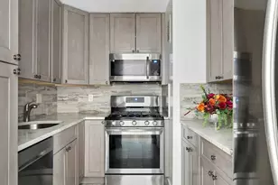 90 Gold St, New York City, NY 10038 - Photo 4