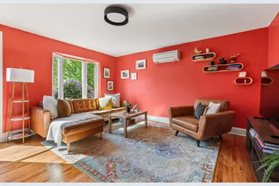 16 Temple Court, New York City, NY 11218 - Photo 2