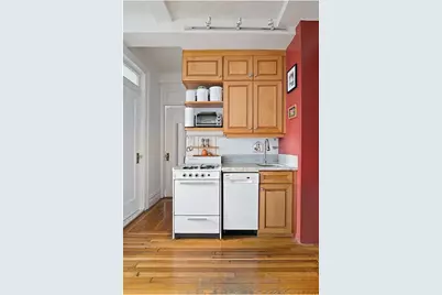 609 W 114th Street #6, New York City, NY 10025 - Photo 6