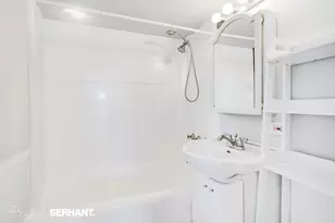 320 E 42nd St, New York City, NY 10017 - Photo 8