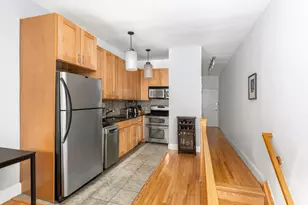 220 E 87th St, New York City, NY 10128 - Photo 4