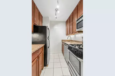 301 E 79th Street #14E, New York City, NY 10075 - Photo 4
