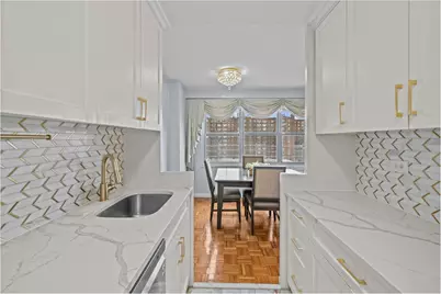 555 Kappock Street #11G, New York City, NY 10463 - Photo 6