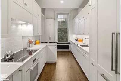 73 Remsen Street #2, New York City, NY 11201 - Photo 6