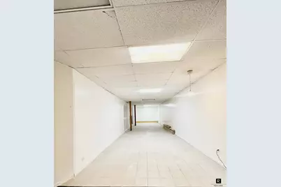 106-15 Guy R Brewer Boulevard, New York City, NY 11433 - Photo 12