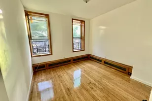 106-15 Guy R Brewer Blvd, New York City, NY 11433 - Photo 8