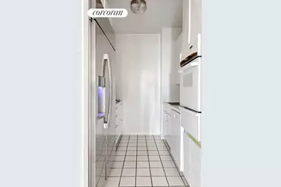 200 E 69th Street #21A, New York City, NY 10021 - Photo 2