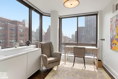 300 E 64th Street #10C, New York City, NY 10065 - Photo 2