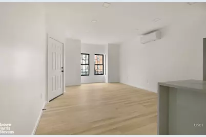 1058 Jefferson Avenue, Brooklyn, NY 11221 - Photo 2
