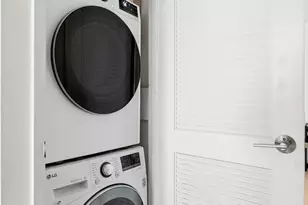 171 E 84th St, New York City, NY 10028 - Photo 12