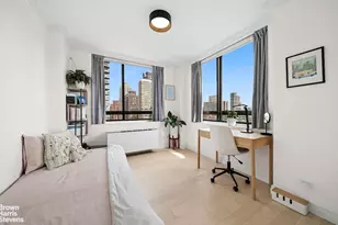 171 E 84th St, New York City, NY 10028 - Photo 8