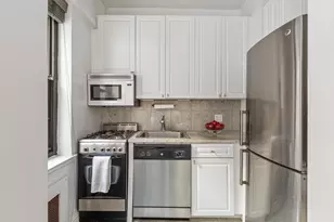 405 E 63rd St, New York City, NY 10065 - Photo 2