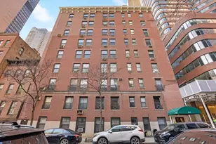 212 E 48th St, New York, NY 10017 - Photo 10