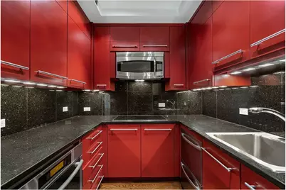 641 5th Avenue #40C, New York, NY 10022 - Photo 10