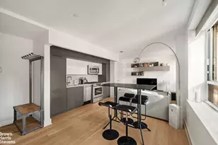 432 W 52nd St, New York, NY 10019 - Photo 1