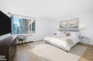 300 E 54th St, New York City, NY 10022 - Photo 2