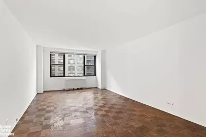 305 E 40th Street #17F, New York City, NY 10017 - Photo 2