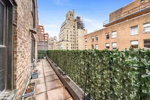 220 E 73rd St, New York City, NY 10021 - Photo 6