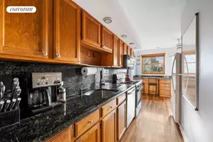 304 Westervelt Ave, New York City, NY 10301 - Photo 10