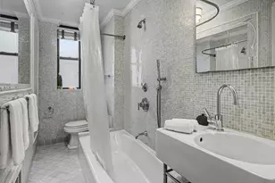 33 Riverside Dr, New York, NY 10023 - Photo 12
