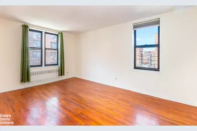 83-30 Vietor Avenue #529, New York City, NY 11373 - Photo 4