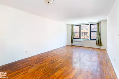 83-30 Vietor Avenue #529, New York City, NY 11373 - Photo 2