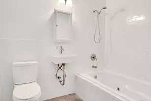 689 Myrtle Ave, Brooklyn, NY 11205 - Photo 6