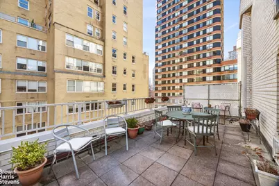 333 E 75th Street #12A, New York City, NY 10021 - Photo 8