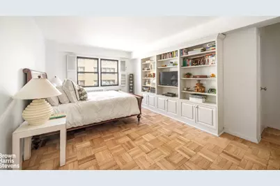 333 E 75th Street #12A, New York City, NY 10021 - Photo 10