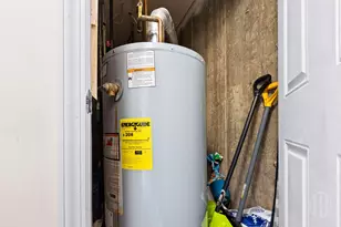 109-32 156th St, New York City, NY 11433 - Photo 6