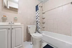 109-32 156th St, New York City, NY 11433 - Photo 20