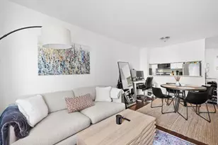 30 W 61st St, New York City, NY 10023 - Photo 4