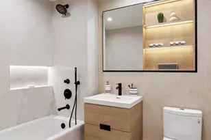 25-23 Newtown Ave, New York City, NY 11102 - Photo 6