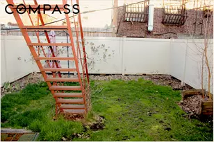 447 E 21st St, New York City, NY 11226 - Photo 14