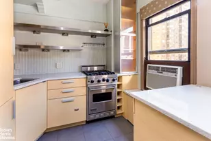 123 E 37th St, New York City, NY 10016 - Photo 4