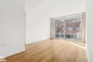 425 W 53rd St, New York City, NY 10019 - Photo 4