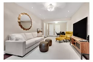 64 E 94th St, New York City, NY 10128 - Photo 2